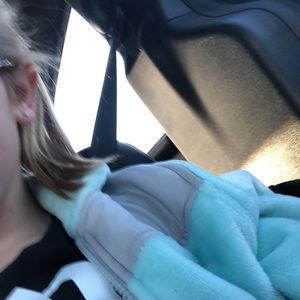 Meet your Posher, Laney